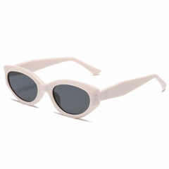 High quality rivet fashion style sunglasses small oval uv400 cat eye ins sunglasses for ladies