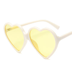 New trend sunglasses Big frame love sunglasses fashion heart glasses