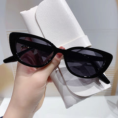 2025 New Fashion cat-eye uv400 sunglasses Fashion triangle glasses frame sunglasses