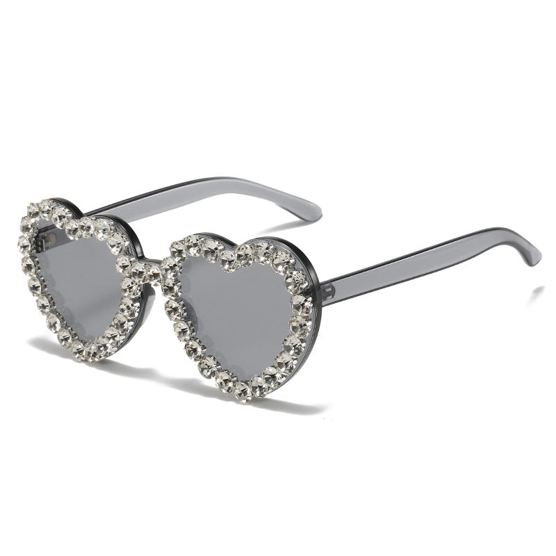 New sunglasses personality love diamond-set glasses fashion heart sunglasses woman
